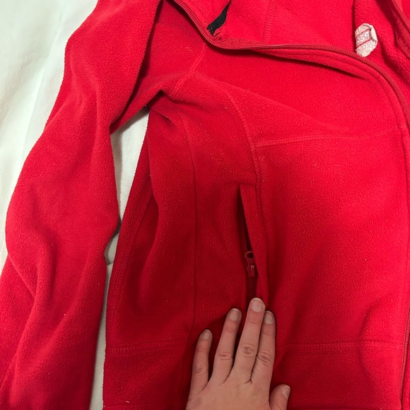 Fleece Jacket - Peak 2 Peak - Picture 4 of 4